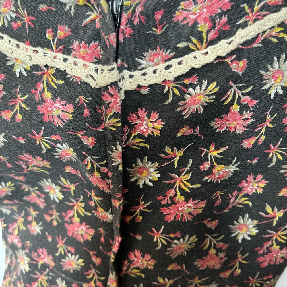Vintage Dress Lace Up Floral Long Dress Zip Up Back Arm pit to arm pit 13-14”. - Picture 2 of 13